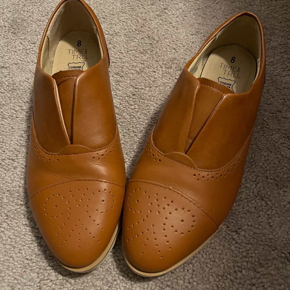 Time and Tru Slip on Oxford